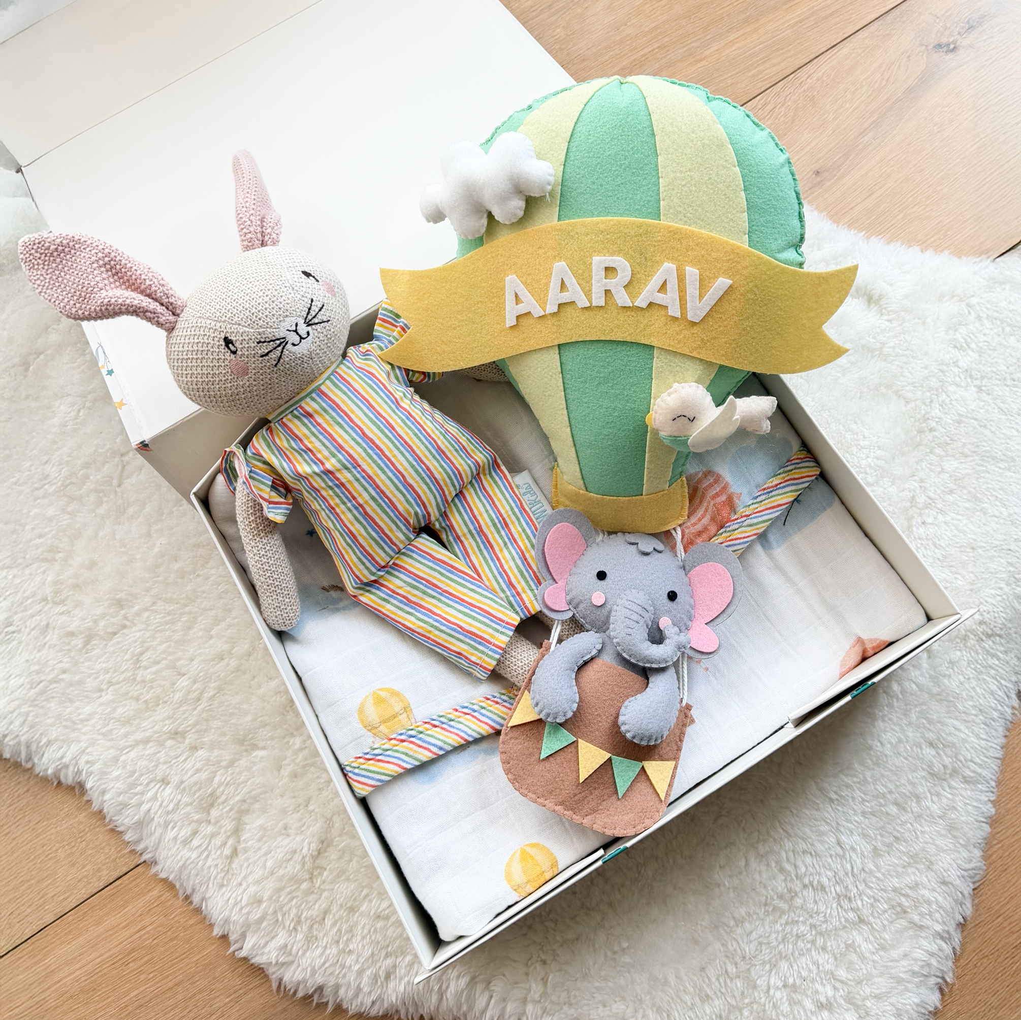 Up Away Gift Hamper
